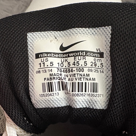 Men’s Nike Black/White/Yellow Golf Shoes - Picture 6 of 8